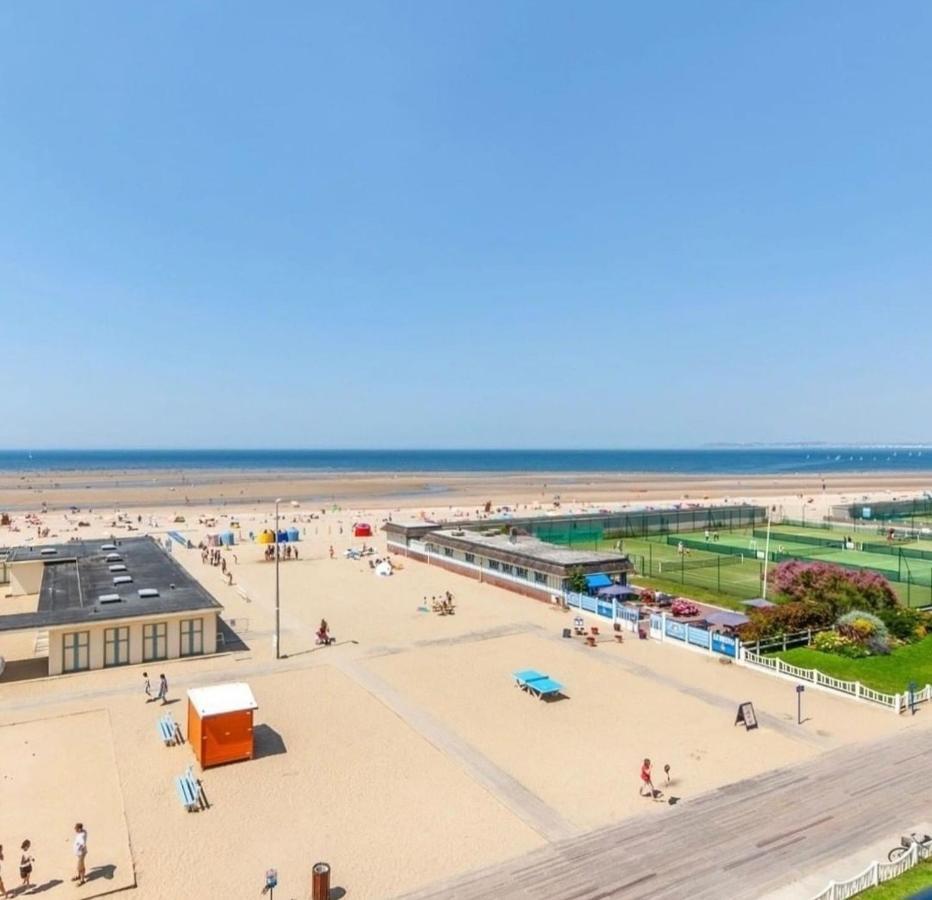 Le Grand Large "Superbe Studio Piscine Chauffee Du 1 Juin Au 15 Septembre" Trouville-sur-Mer Buitenkant foto